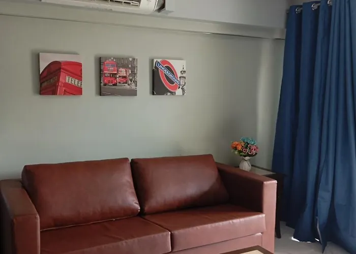 Kiener Hills Bldg E 421 Airport Apartment